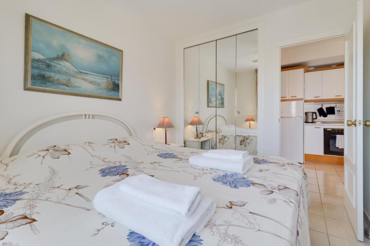 2 Bedroom In Parador Nerja Kültér fotó