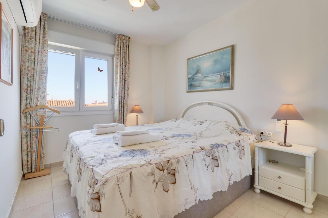 2 Bedroom In Parador Nerja Kültér fotó