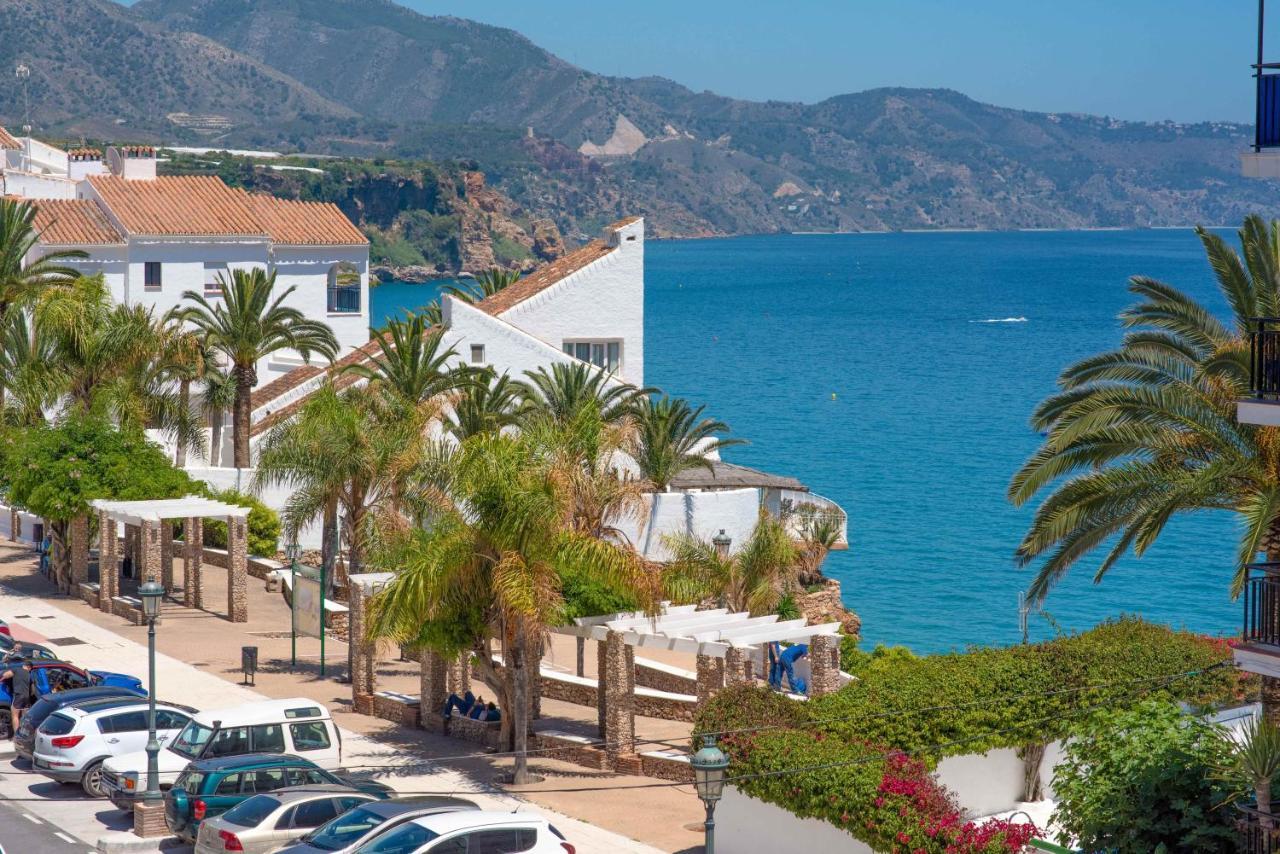 2 Bedroom In Parador Nerja Kültér fotó