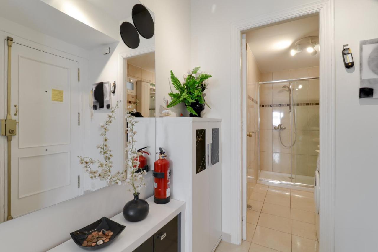 2 Bedroom In Parador Nerja Kültér fotó